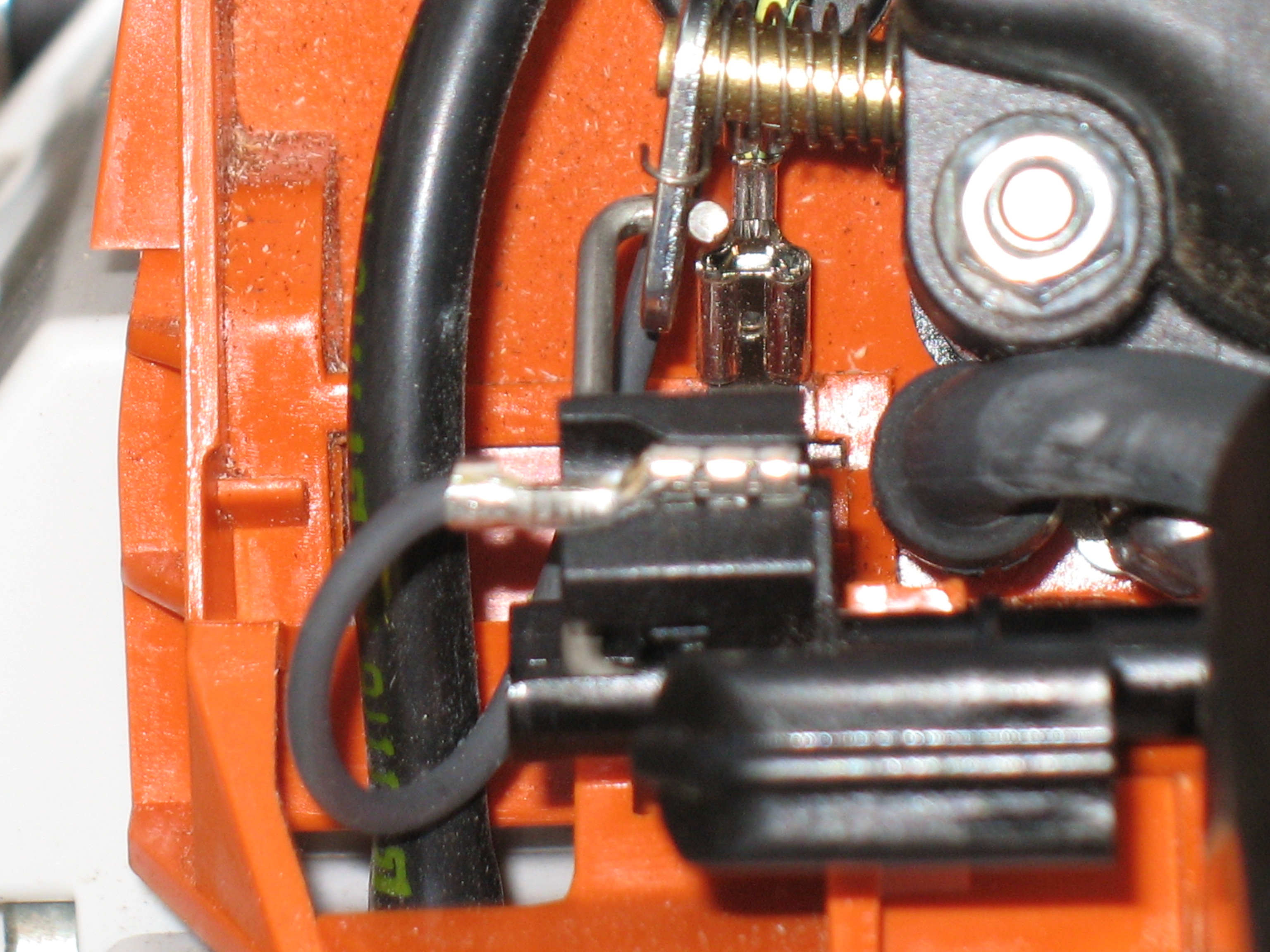 Stihl MS250 won't turn off.